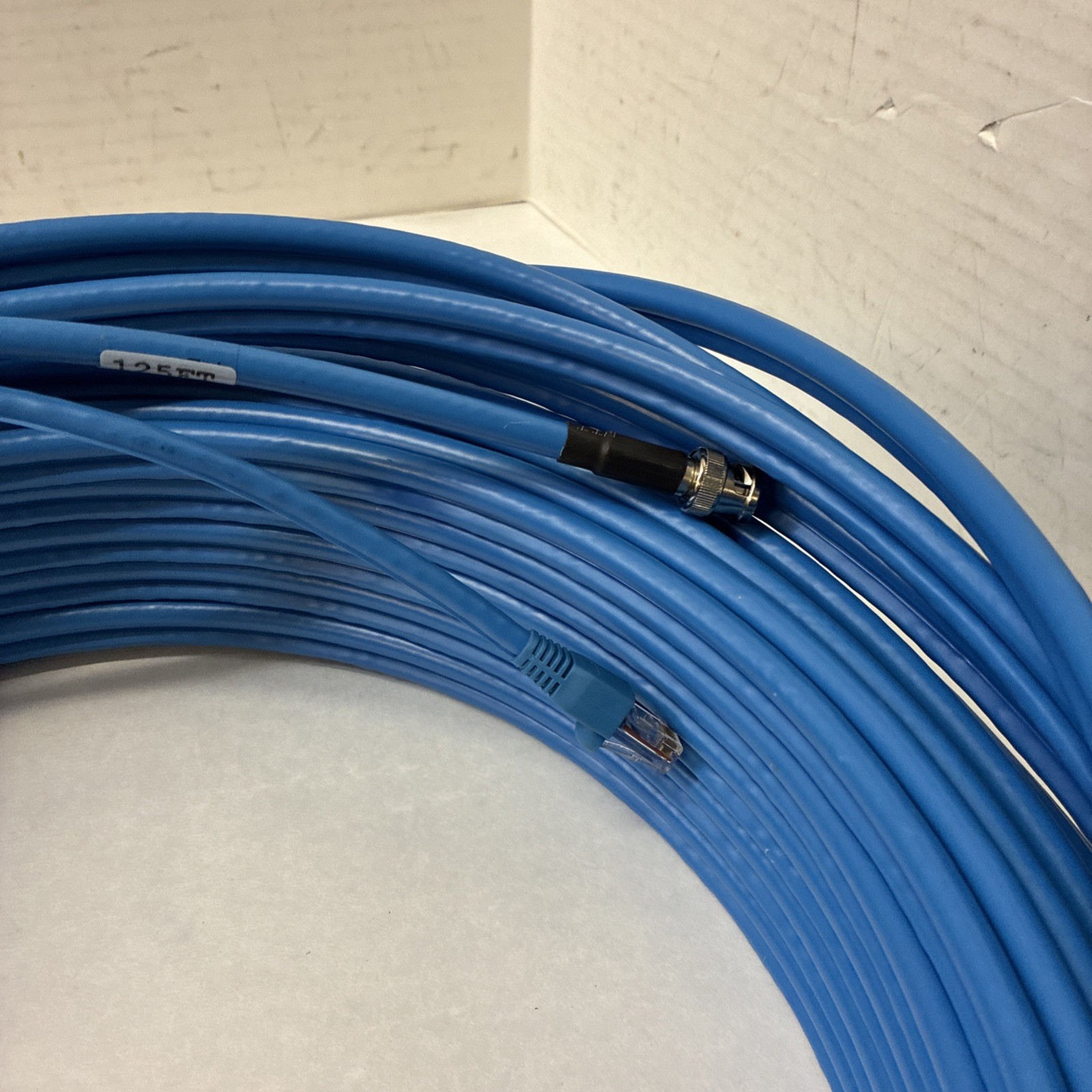 CAT6E Cable Blue Two Wire With Fitting 125ft