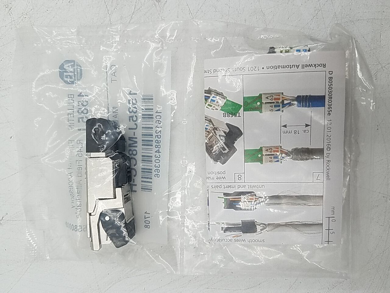 1PC NEW 1585J-M8CC-H Series B 1585J Ethernet RJ45 Field Attachable 120364