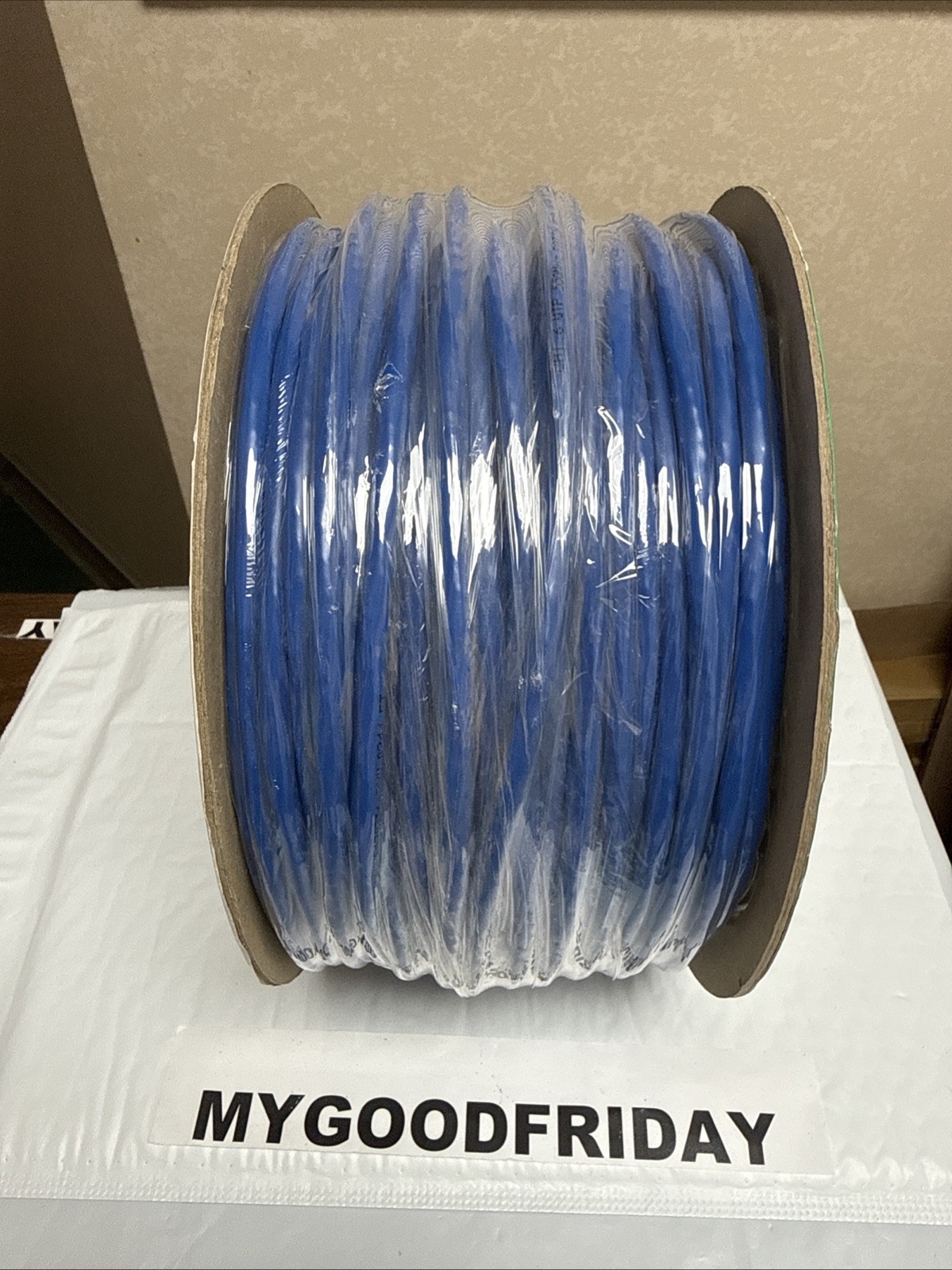 Monoprice Blue 250ft Cat6 Bulk Stranded UTP 24AWG Copper Wire Cable Pull Box New