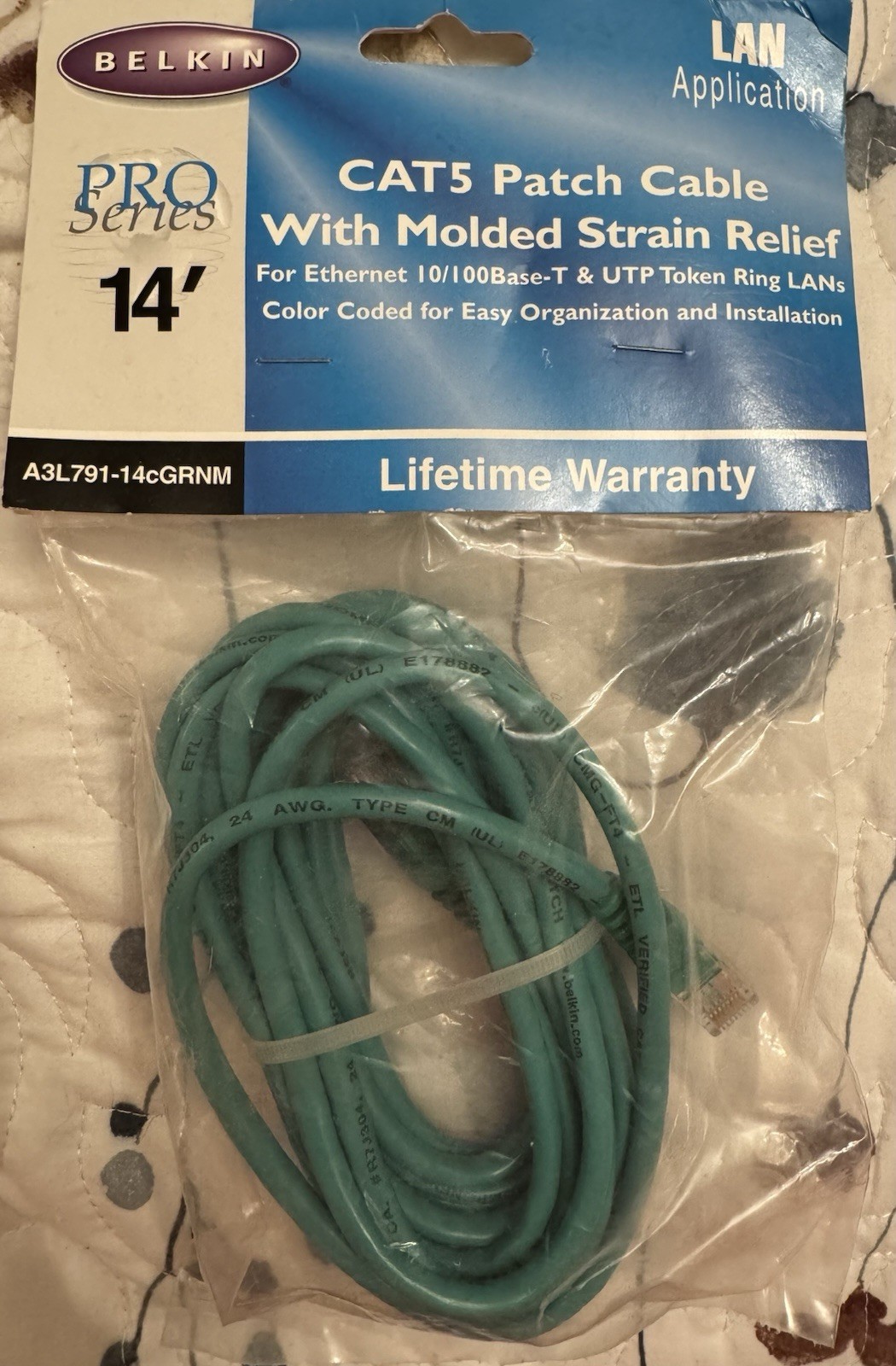 BELKIN 14’ CAT5 Pro Series Patch Cable w/Molded Strain Relief LAN Application