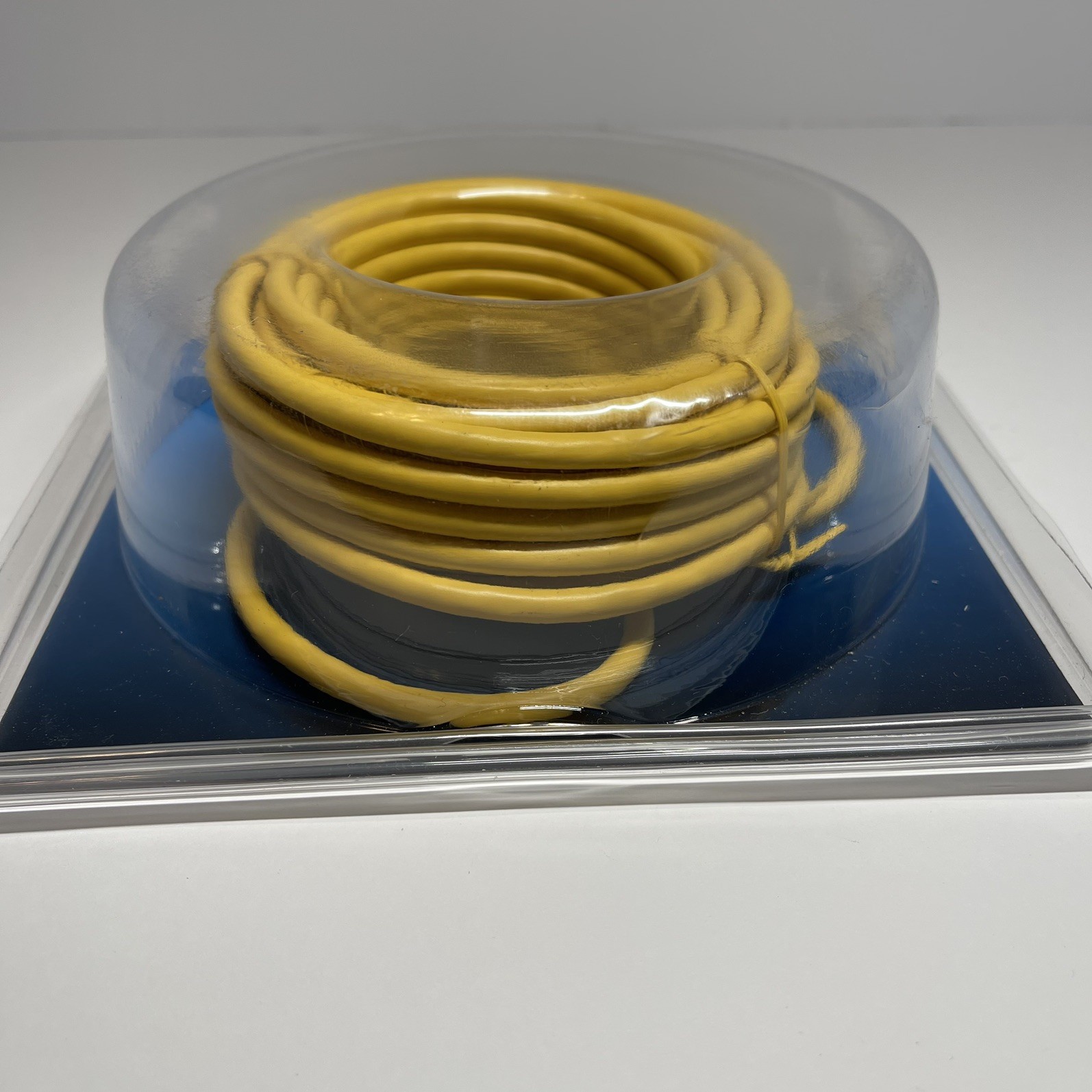 Commercial Electric 25 Ft Cat5e Ethernet Patch Cord Cable Yellow New In Box