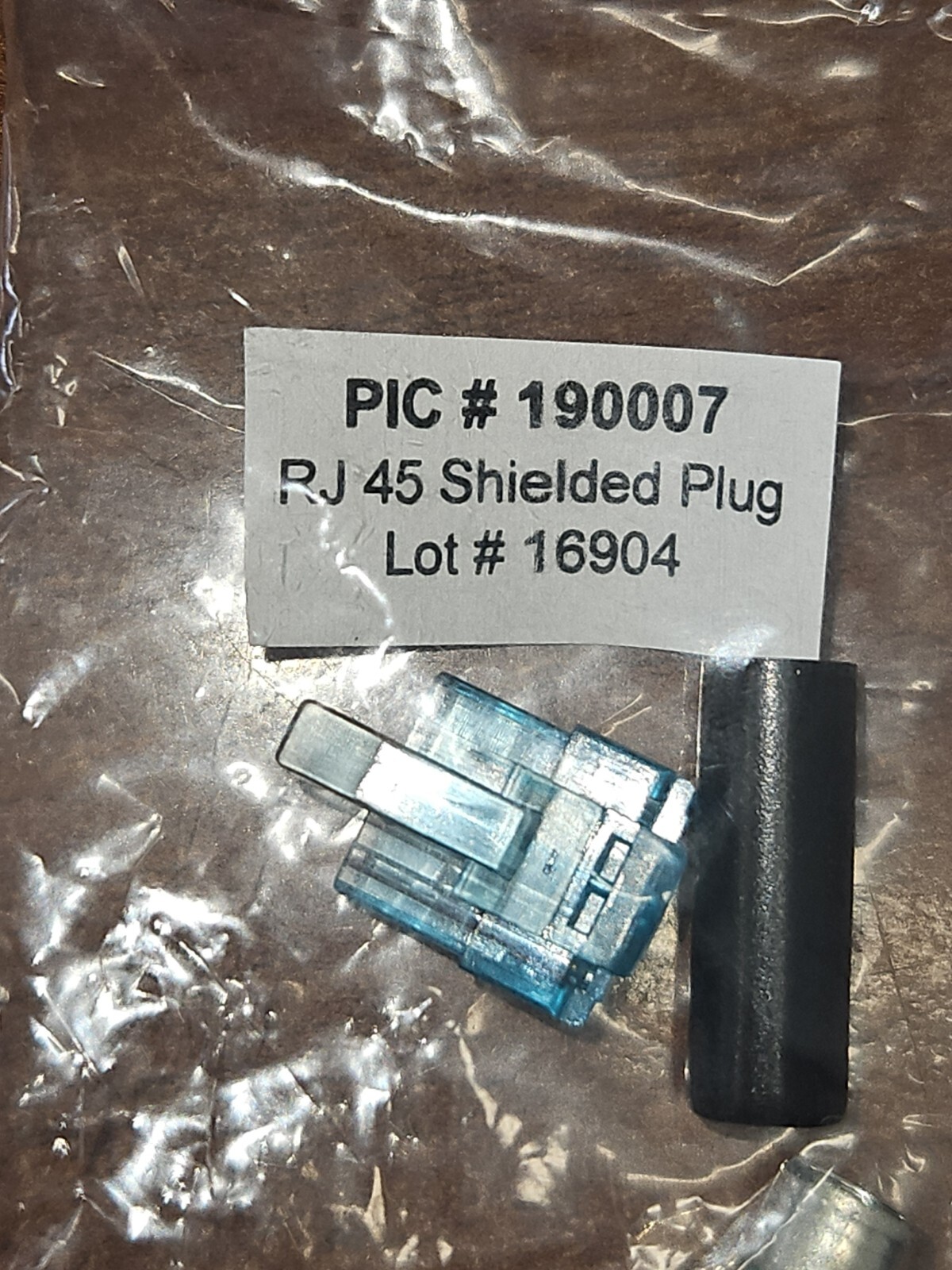 20X PIC 190007 RJ45 Connector Ethernet Plug 8p sheilded, datasheet in the photos