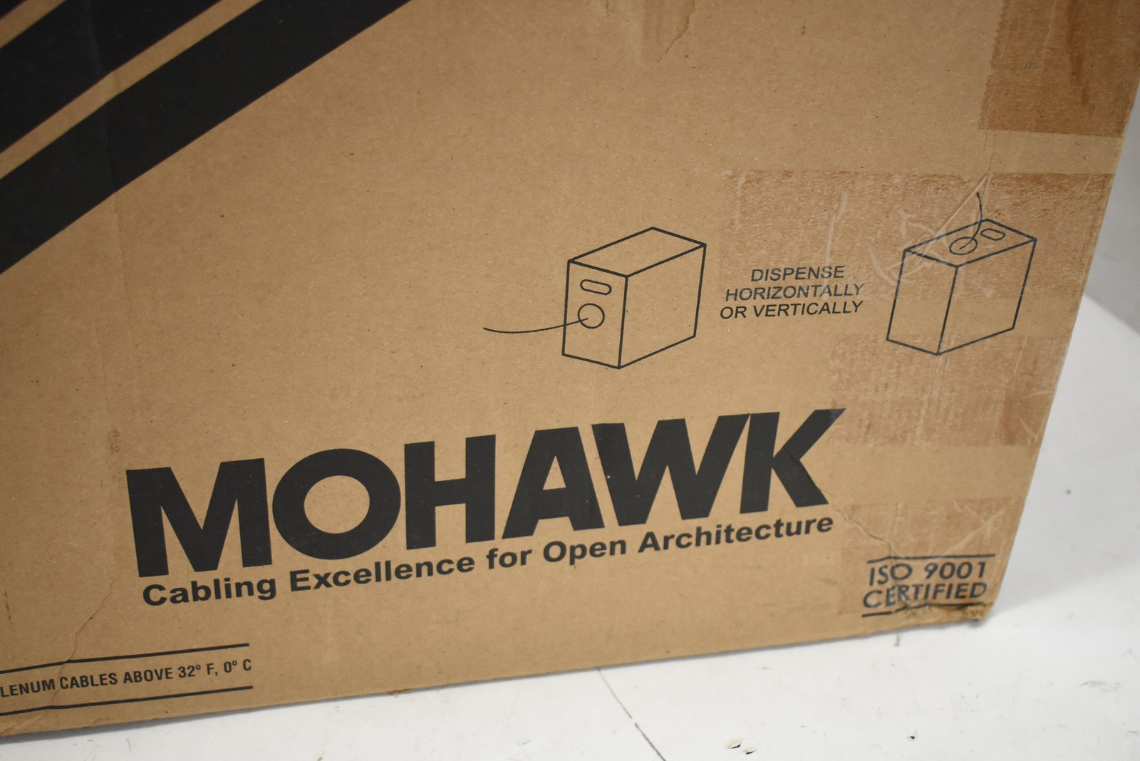 Mohawk cat6 E109048-30 Plenum LAN Cable ISO 9001 UL Certified 1000′ Bulk